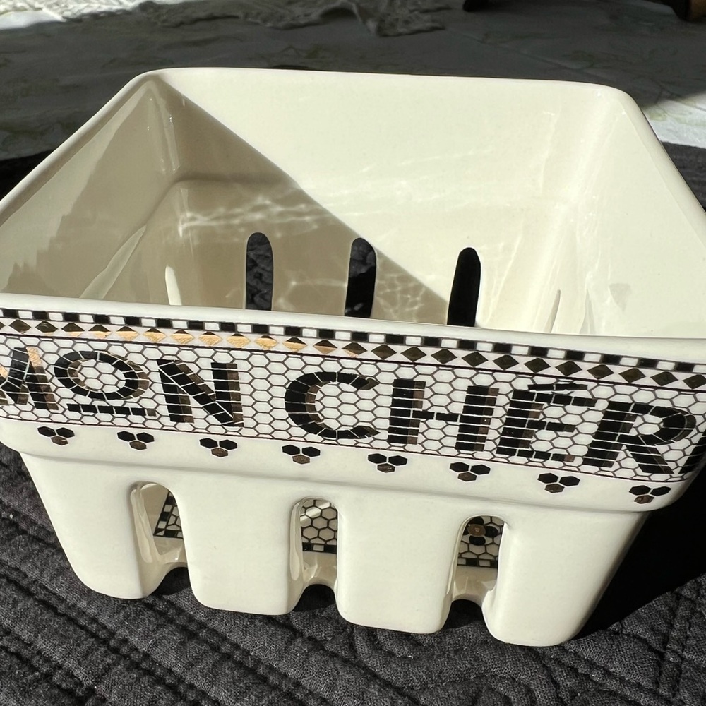 Mon Cheri Cream and Berry Accent Basket